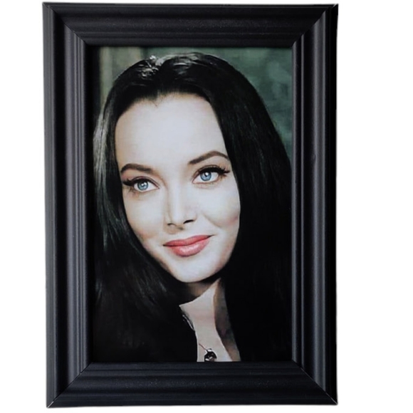 addams Family Morticia Vintage Original Gothic Punk Rock Goth Emo Antique 60s - Picture 3 of 4